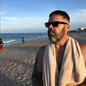 Meet your Posher, James